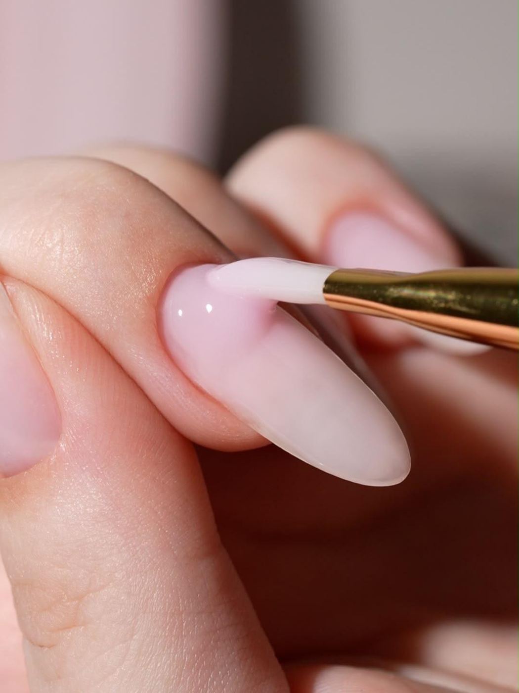 Uñas esculpidas de gel